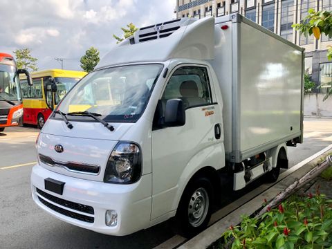  XE TẢI KIA FRONTIER K200 THÙNG ĐÔNG LẠNH TẢI TRỌNG 1.490 KG 