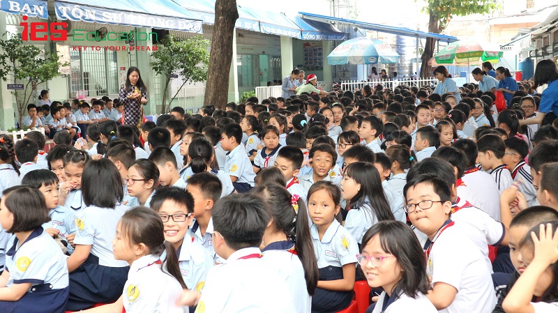 Tiểu học Bình Hòa - IES Education - Giáo viên nước ngoài