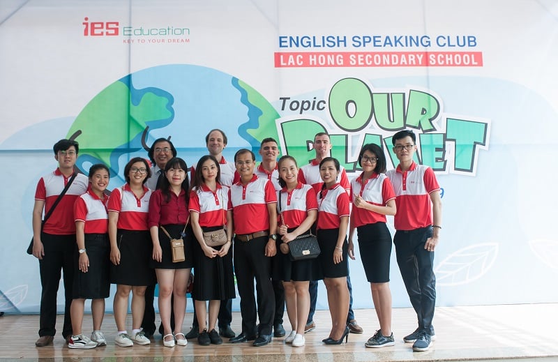 Học sinh trường Lạc Hồng hào hứng tham gia English Speaking Club cùng giáo viên bản ngữ IES 18
