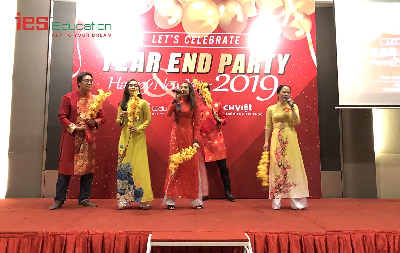 tiêc tất niên year end party 2018 ies education