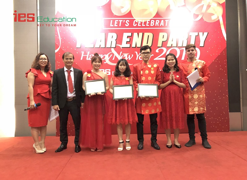 tiệc tất niên year end party 2018 ies education 16