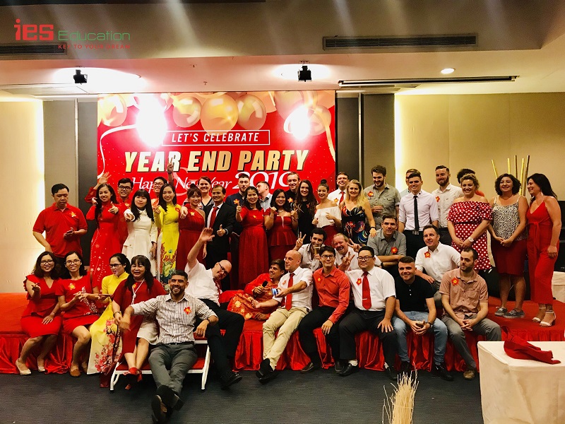 tiệc tất niên year end party 2018 ies education