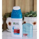 Sữa rửa mặt Garnier Skin Naturals kèm chổi massage