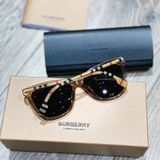 Kính thời trang Burberry