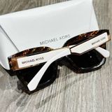 Kính thời trang Michael Kors