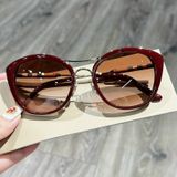 Kính thời trang Burberry