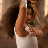 Máy làm sạch lông dành cho nữ Philips BRL136/00