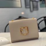 Túi xách thời trang Ur.la viva