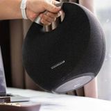Loa Harman Kardon Onyx Studio 6 Portable Bluetooth Speaker
