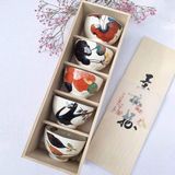 Chén bát nhiều màu sắc