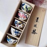 Chén bát nhiều màu sắc