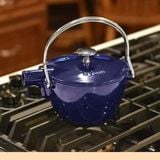 Ấm  đun trà gang Staub kèm lõi lọc