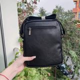 Túi đeo chéo da cừu Valentino Creations