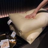 Gối lông vũ xịn xò