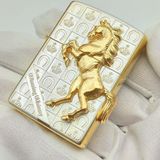 Bật lửa Zippo ngựa vàng mã đáo thành công