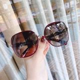 Đồng hồ thời trang Salvatore Ferragamo trắng ivonry