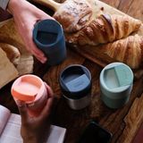 Tách cà phê này có nắp lật Joseph Joseph