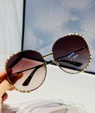Kính hiệu Gucci màu mắt loang nhẹ