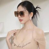 Kính thời trang Burberry BE4332