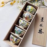 Chén bát nhiều màu sắc