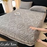 Bộ ga, gối bọc đệm vân nổi hoạ tiết Châu Âu