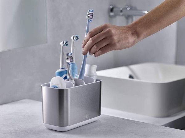 Khay đựng bàn chải, kem đánh răng Inox Joseph Joseph