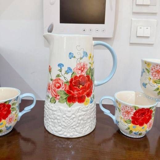 Bình đựng nước 2L The Pioneer Woman Sweet Rose