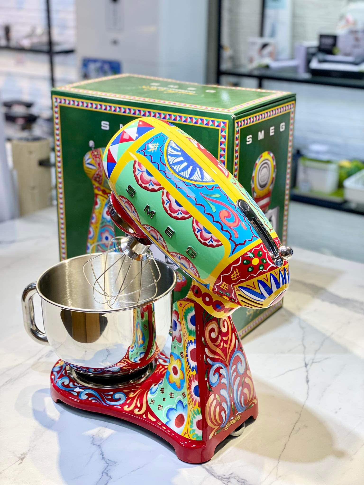 Máy Trộn Bột SMEG & Dolce & Gabbana SMF03DGEU