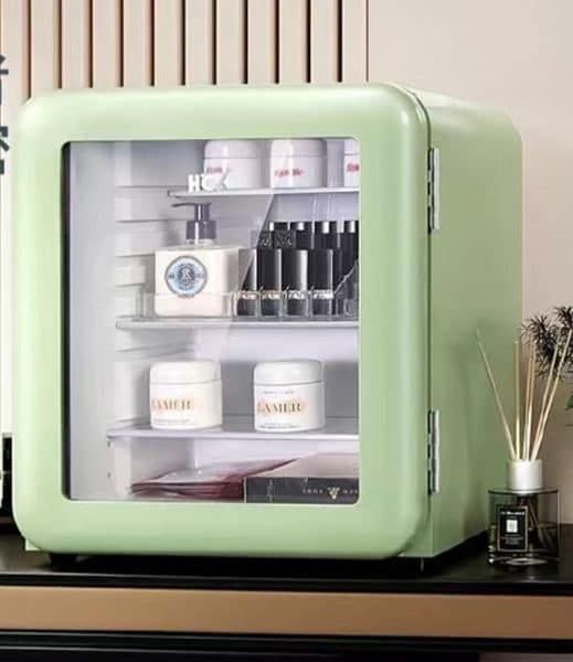 Tủ lạnh bảo quản mỹ phẩm HCK 48L Phần Lan