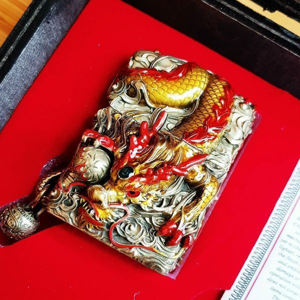 Bật lửa Zippo Long Phụng