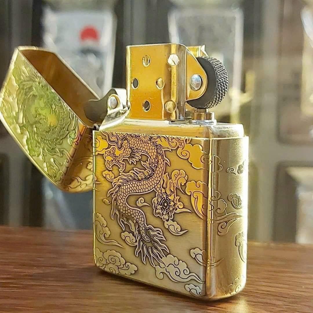 Bật lửa Zippo Rồng trên mây