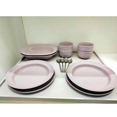 Bộ bát đĩa, thìa 14 món Staub