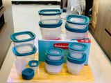 Bộ hộp Rubbermaid nắp xanh 38 món