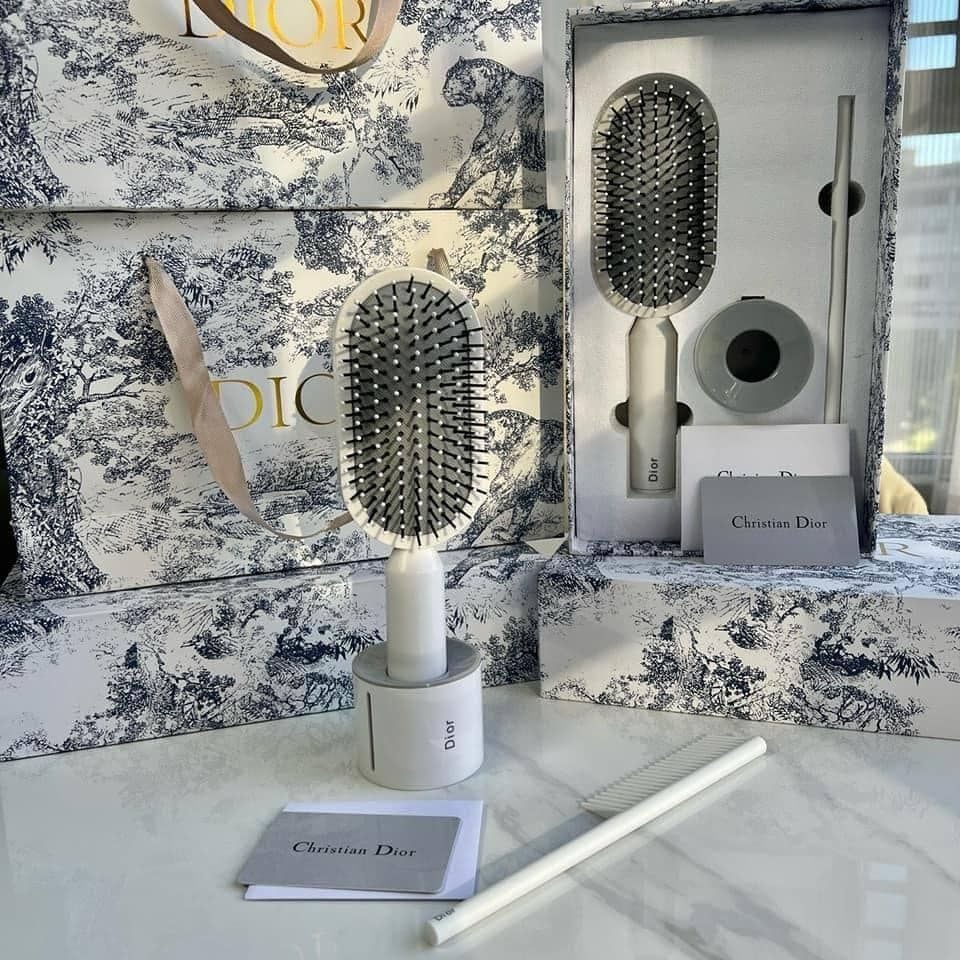 Bộ lược gỡ rối VIP Gift Dior