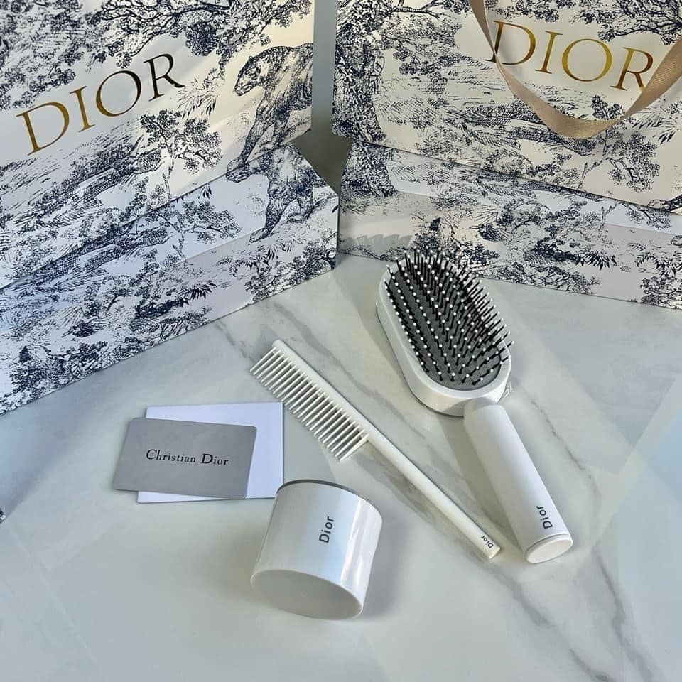 Bộ lược gỡ rối VIP Gift Dior