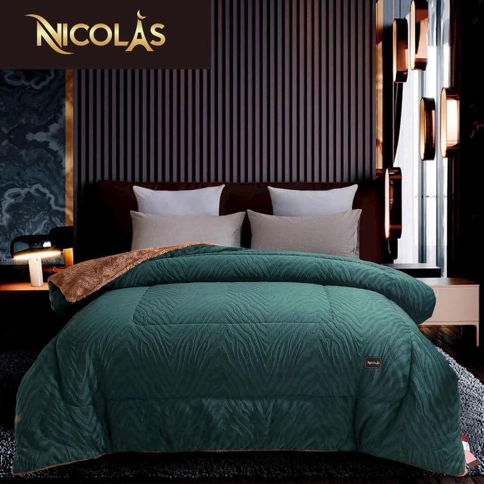 Chăn lông cừu Nicolas SYLVIE