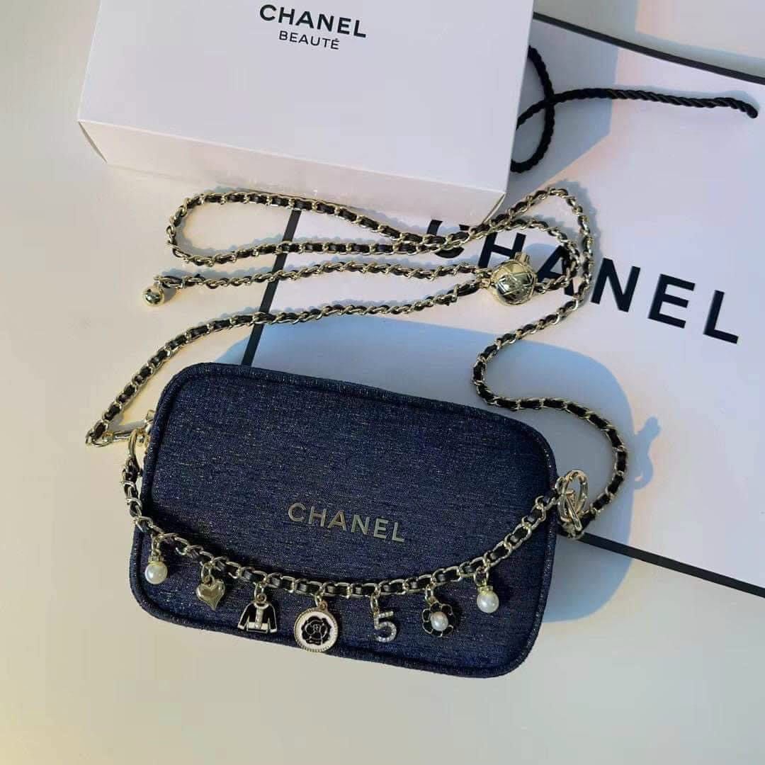 Túi Vanity Chanel - Gift Beauty bản giới hạn