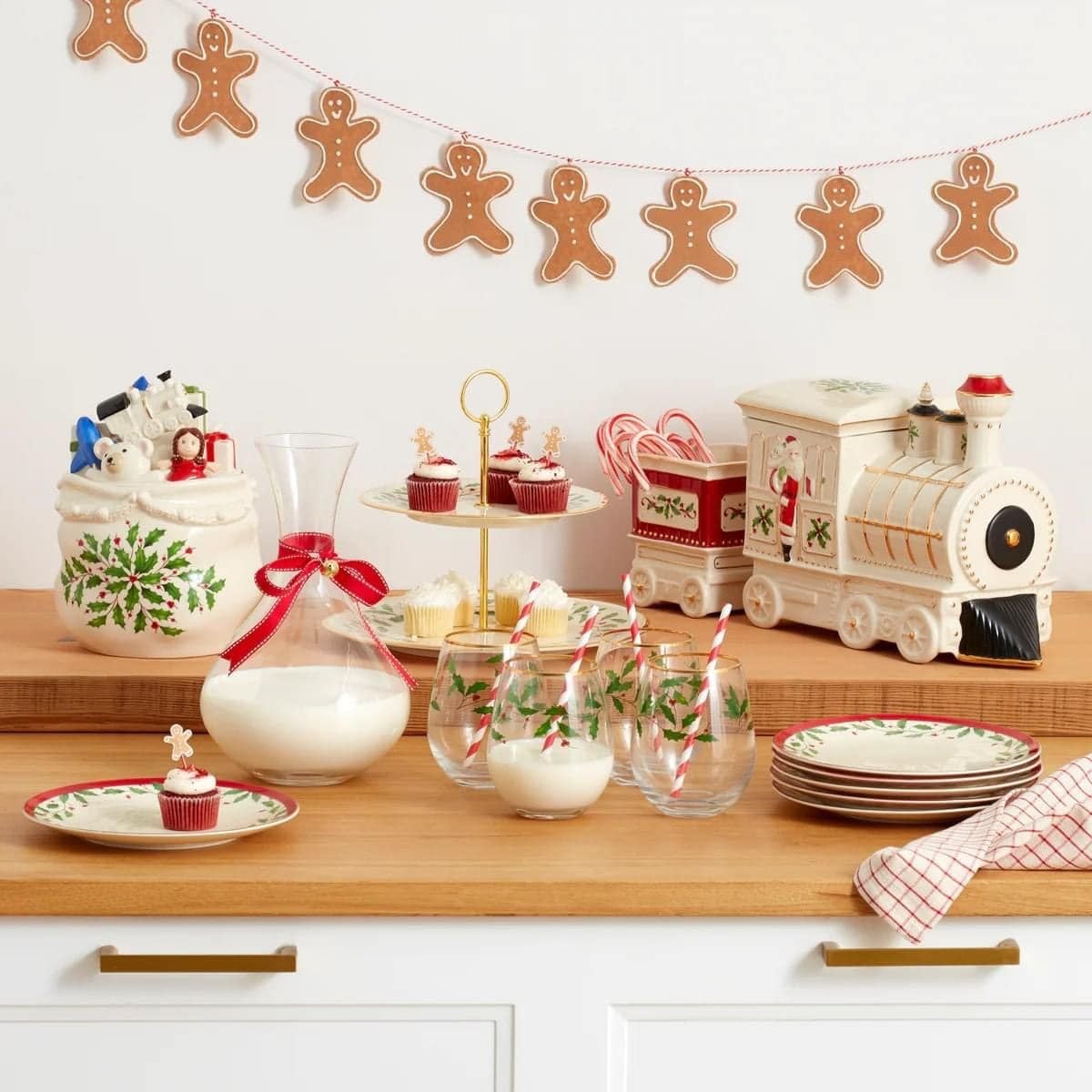 Thố kẹo hình đoàn tàu Lenox Holiday Figural Train Buffet Caddy vàng 24K