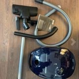 Máy hút bụi SIEMENS VS06B112A