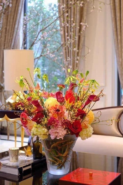 Bình chim én mạ vàng Lalique limited