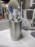 Hộp đựng bàn chải, kem đánh răng Oxo
