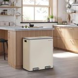 Thùng rác nhà bếp Songmics màu Almond 60 lít