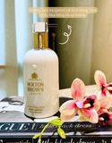 Sữa dưỡng thể nước hoa Molton Brown 300ml