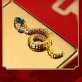 Bật lửa Zippo Rắn vàng đá xanh