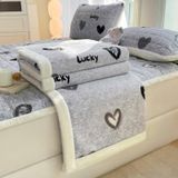 Thảm nỉ lông thỏ kèm chăn New Choice