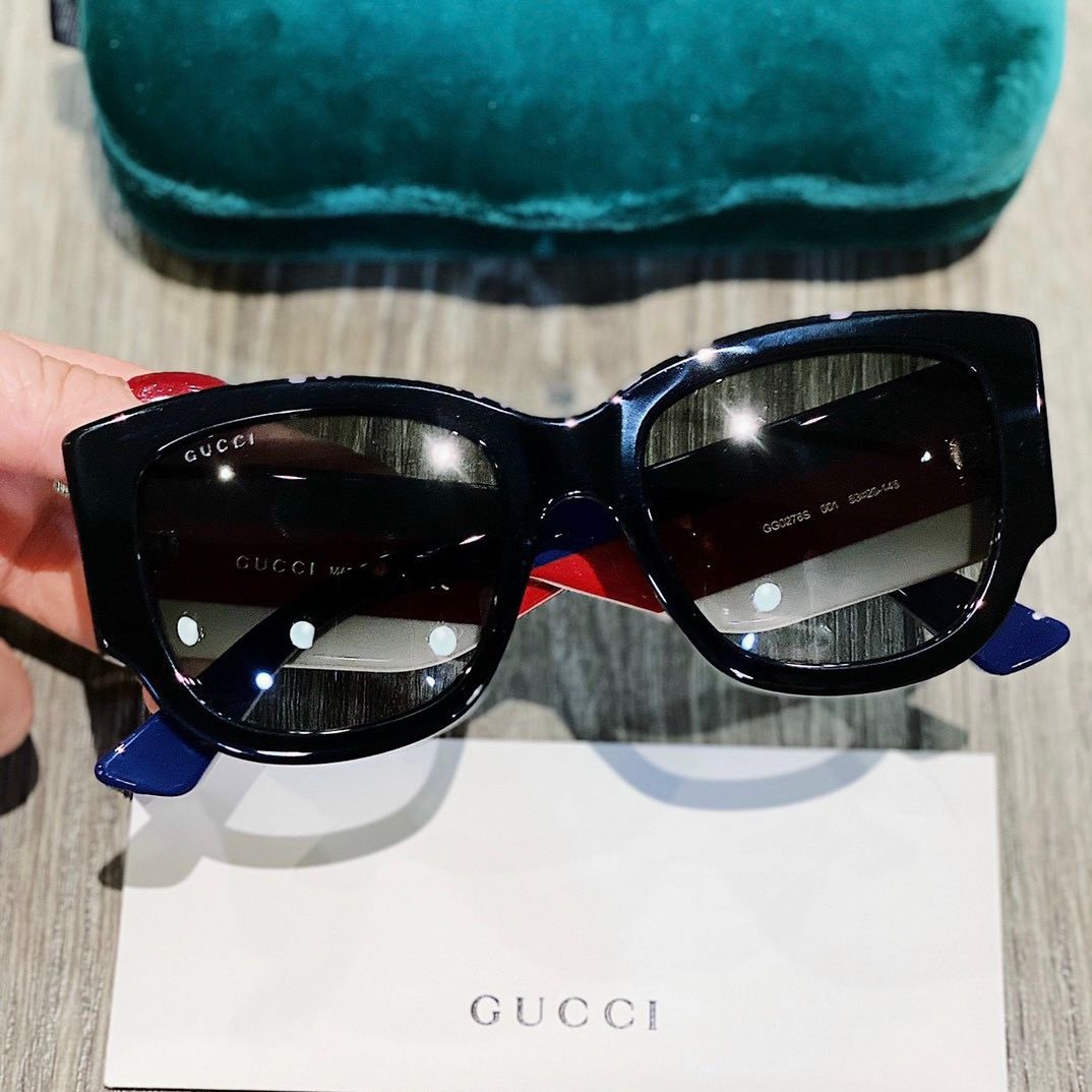 Kính thời trang Gucci made in Italy