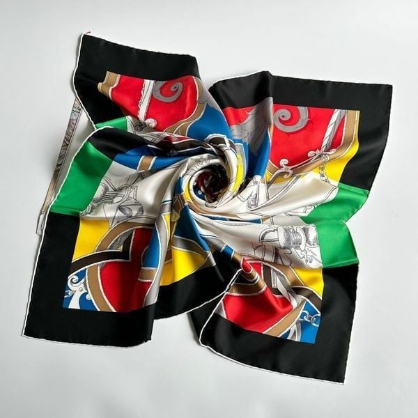 Khăn Hermes 4 mẫu 90x90