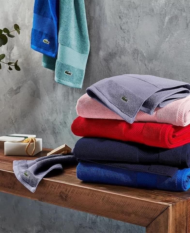 Khăn tắm Lacoste