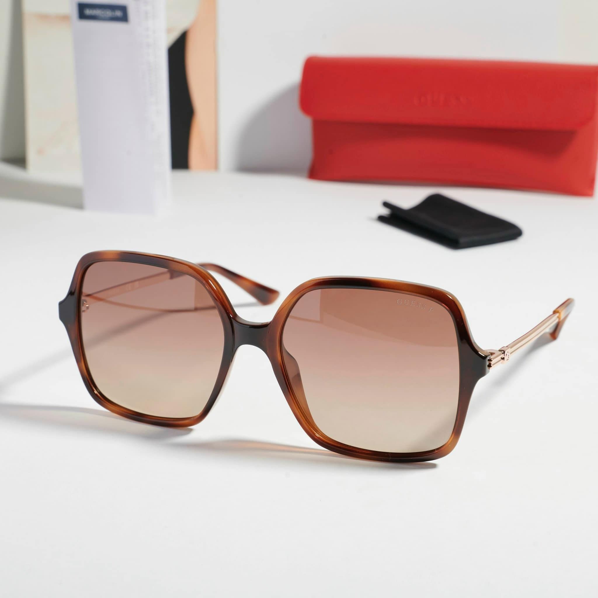 Kính thời trang Guess Retail Brown