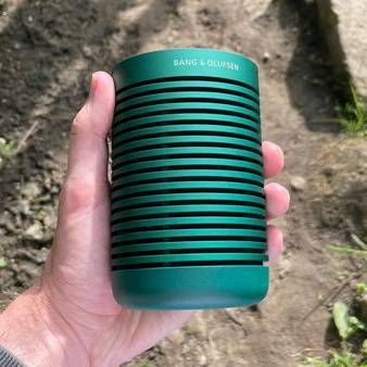 Loa Bang & Olufsen không dây